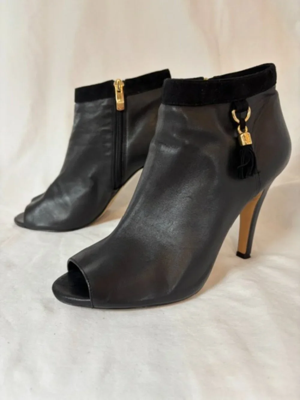 Vince Camuto Kevia Black Leather/Suede Open Toe Stiletto Bootie Women's Size 10M